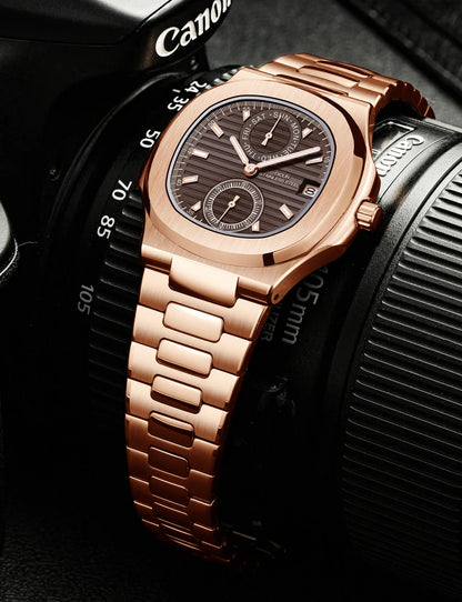 Rose gold Patek Philippe Nautilus lüks erkek saati, kahverengi kadran ve kronograf alt ölçekler