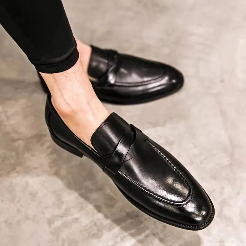 Klasik siyah deri penny loafer, ITALO® Günlük Deri Erkek Loafer için şık bir seçim