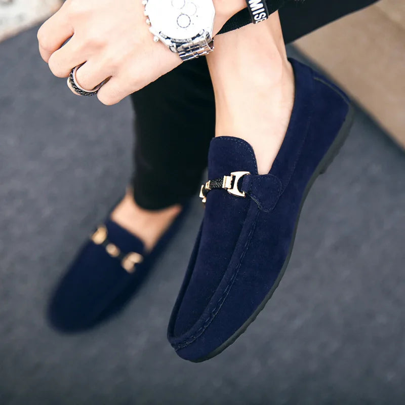 Navy mavi süet loafer, altın metal detaylarla JASPER® erkek slip-on ayakkabı