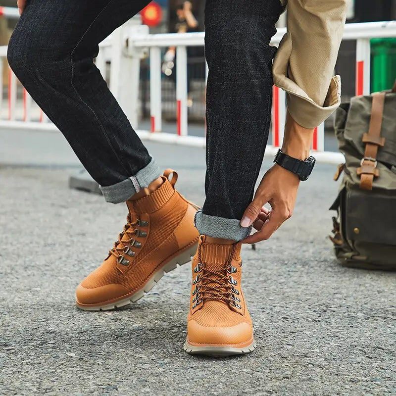 Alderbrook tan leather hiking boots paired with dark denim jeans for dorik erkek bot