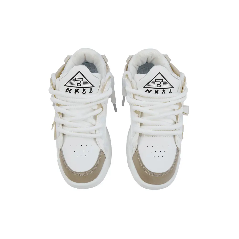 Almadore Jali unisex sneaker in white and beige with a triangular logo