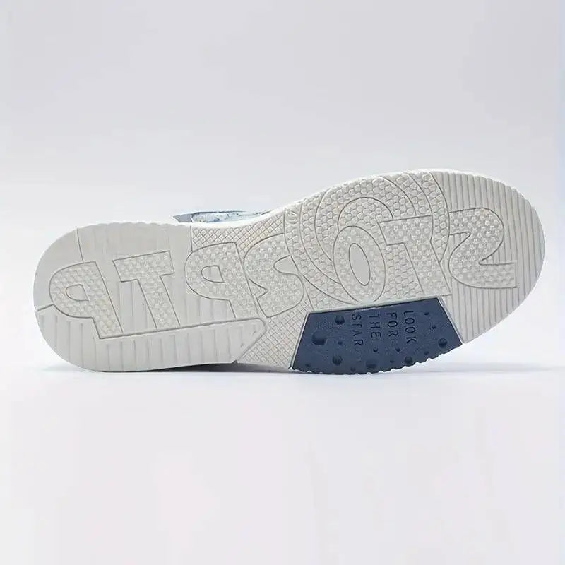 Athletic shoe sole of Ferraroli with navy blue accents, designed for trek erkek fitness