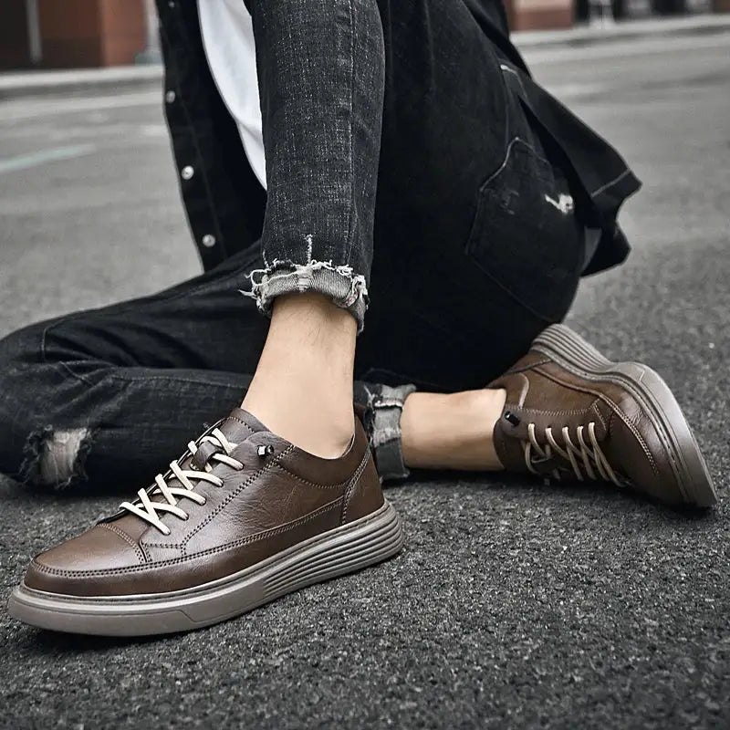 Brown leather Fontanetto sneakers with white laces and thick platform sole for erkek günlük ayakkabı