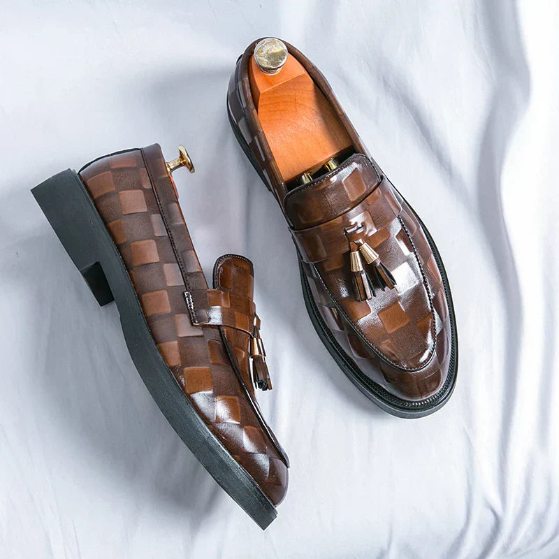 Halewood model, glossy brown leather loafers with woven pattern and tassels, gerçek deri