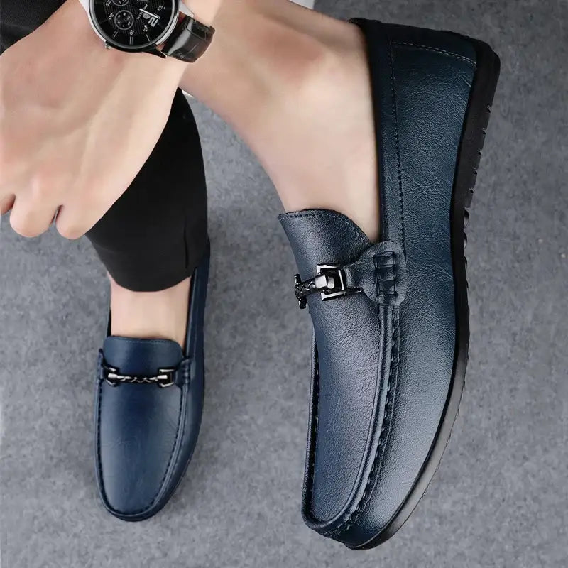 Lamberti Navy Mavi Deri Naro Erkek Loafer, Modern Tasarımıyla Metal Tokalı