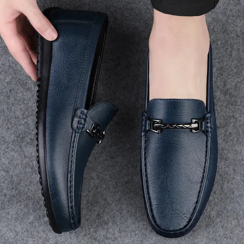 Navy mavi deri erkek loafer Lamberti modern tasarımı ve metal detaylarla şık