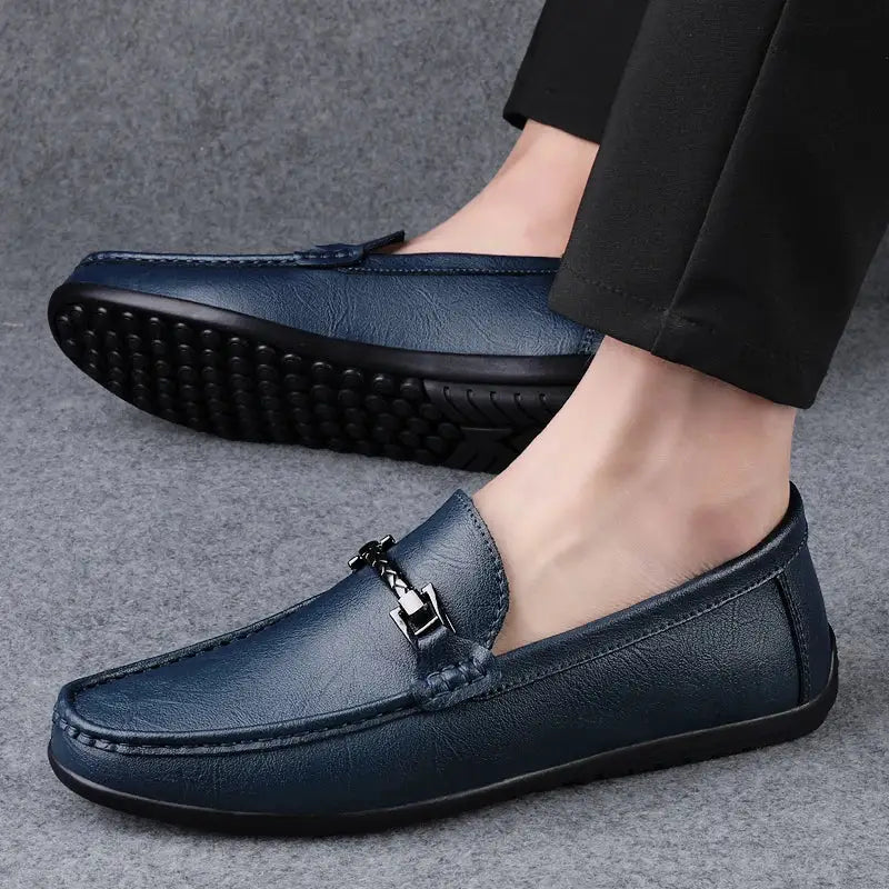 Navy mavi deri Lamberti naro erkek loafer, metal tokalı modern tasarımı