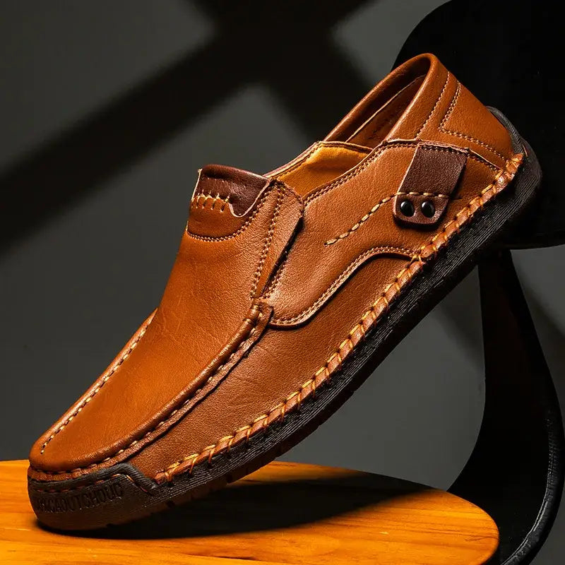 Ravellia, tan deri slip-on loafer, marlor günlük ayakkabı ile adımda rahatlık sunar